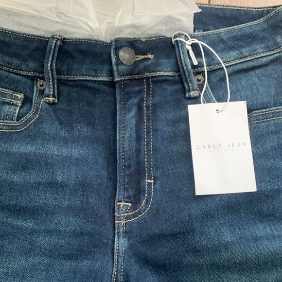 Carly Jean Los Angeles Blue Jeans - Picture 5 of 7